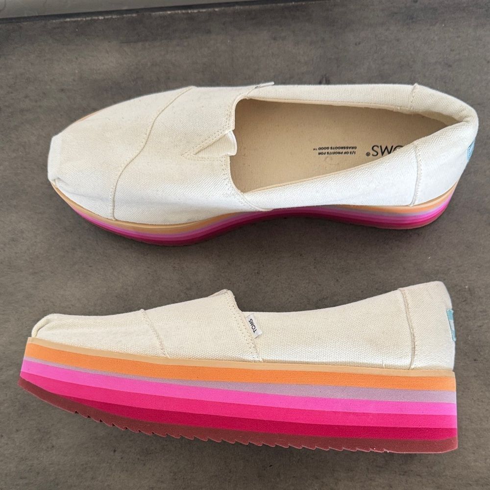 TOMS Alp Espadrille Platform Slip-On Shoes Cream Canvas Rainbow Women’s Size 9